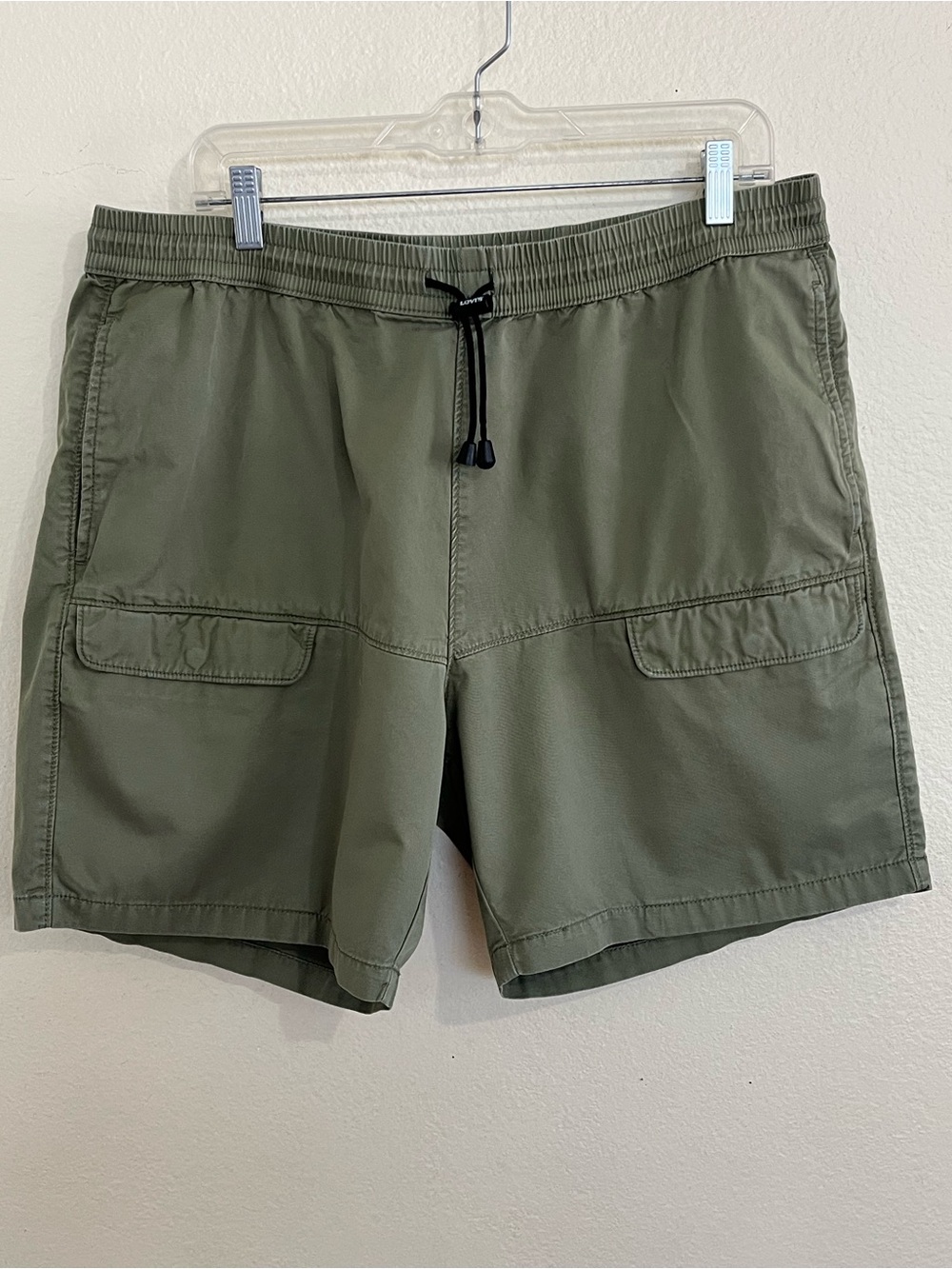 Men’s Levi’s Trail Cargo Full Elastic Drawstring Shorts Loden Green Size Large